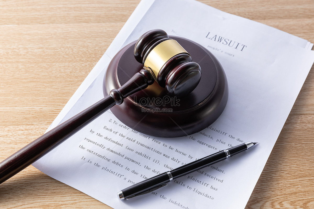 lovepik-judge-gavel-and-legal-documents-picture_501594629